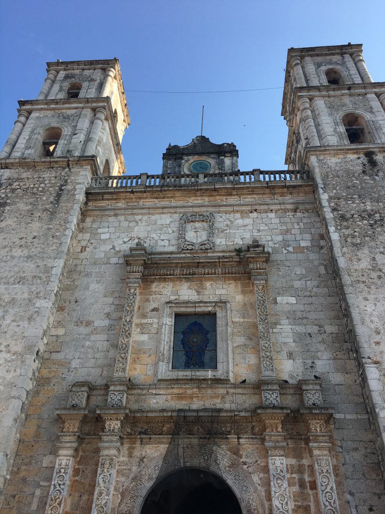 Roadtrip Yucatan - Hausfassade in Merida, Mexiko: In der Stadt findet man eine traumhafte Architektur.