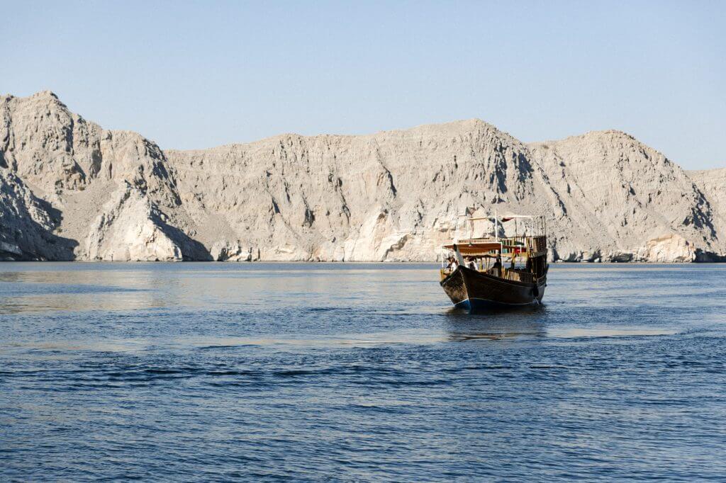 Traditionell arabisches Schiff, ein sogenanntes Dhau.